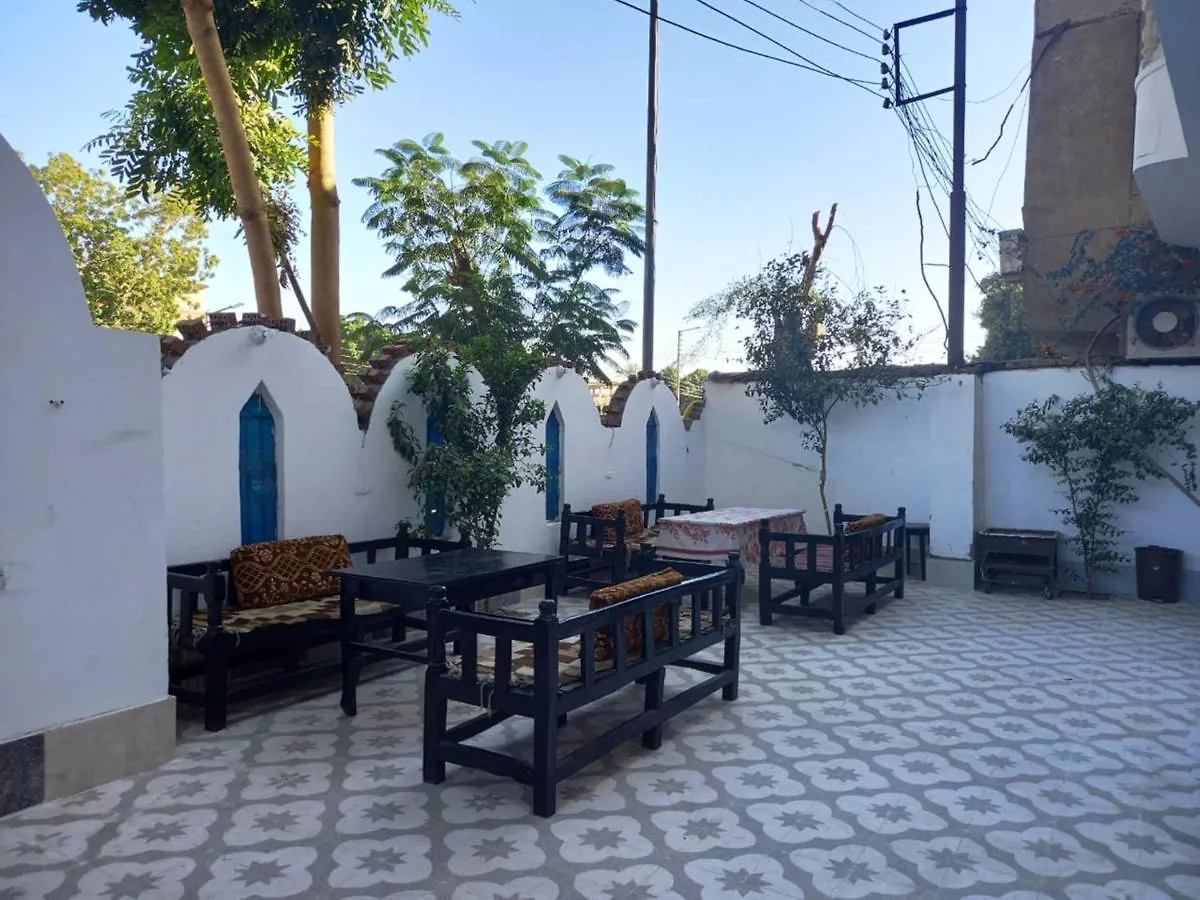 West Bank Guest House ルクソール